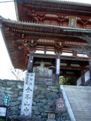 ����R���m����