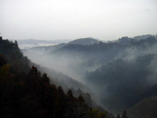霞たなびく吉野山