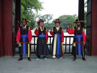 �����{�։���ɂ�